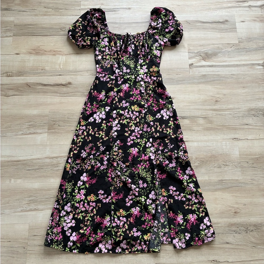 Liberty Love Black Bold Floral Maxi Dress Short Puff Sleeves Front Side Slit